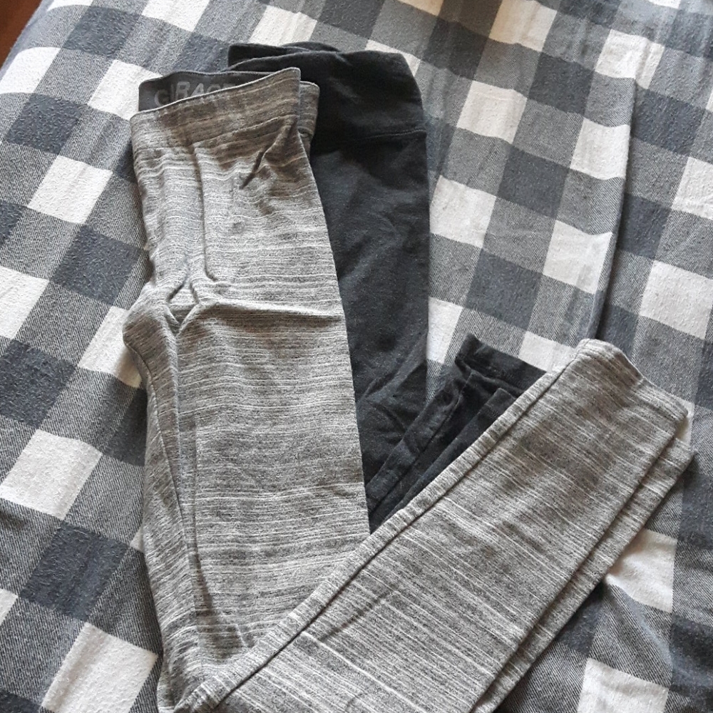 Leggings two pairs